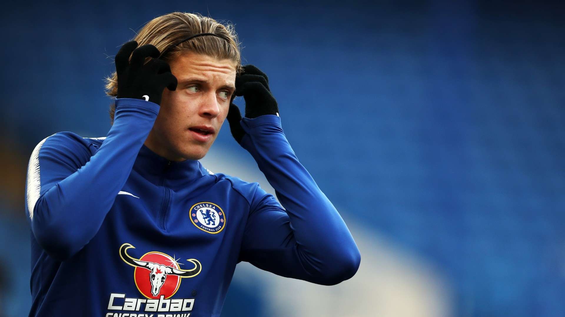 并在抢回球 并在抢回球